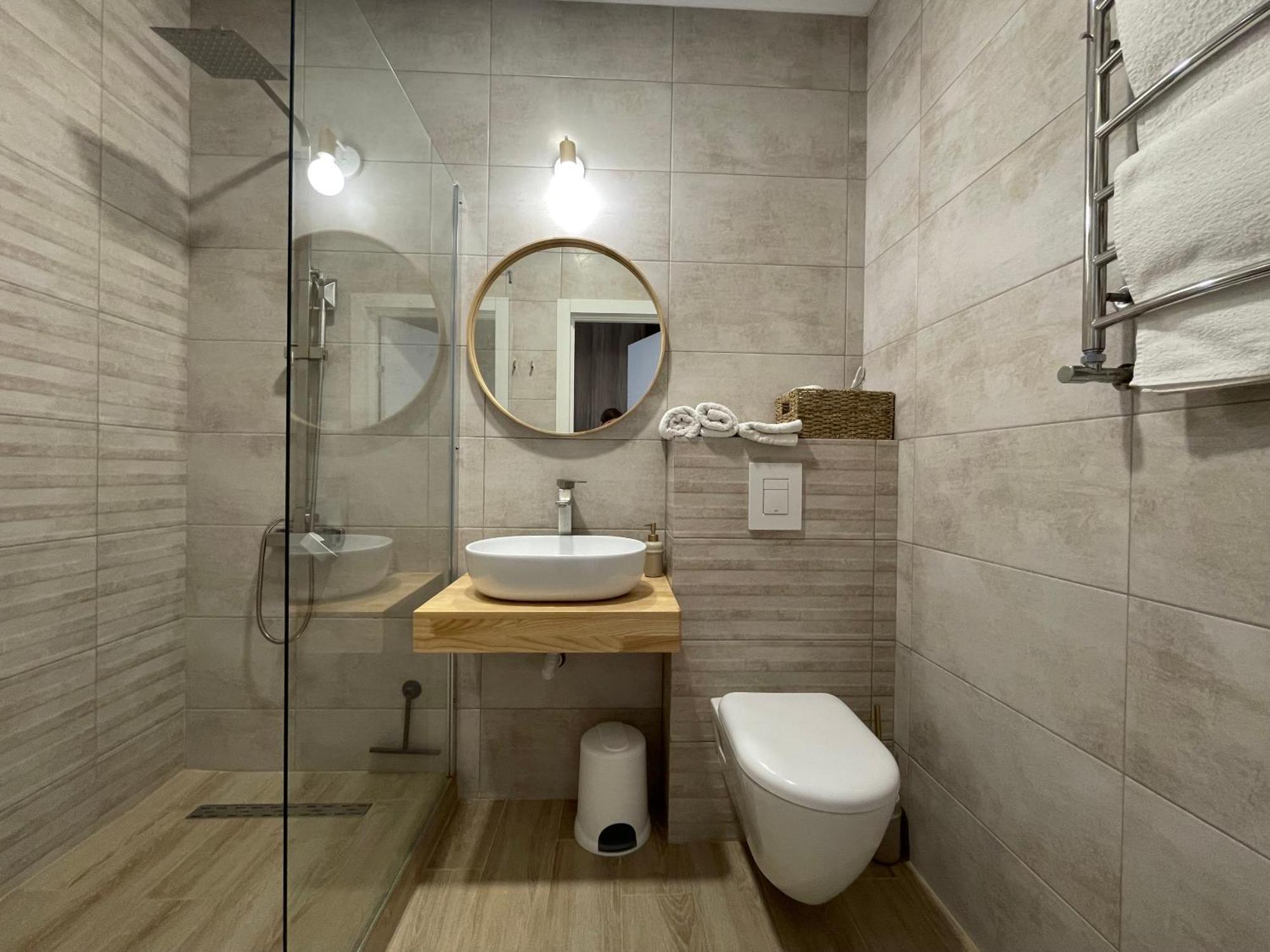 «Гори́Ще На Площі Польський Ринок» Apartment Kamianets-Podilskyi Bilik gambar