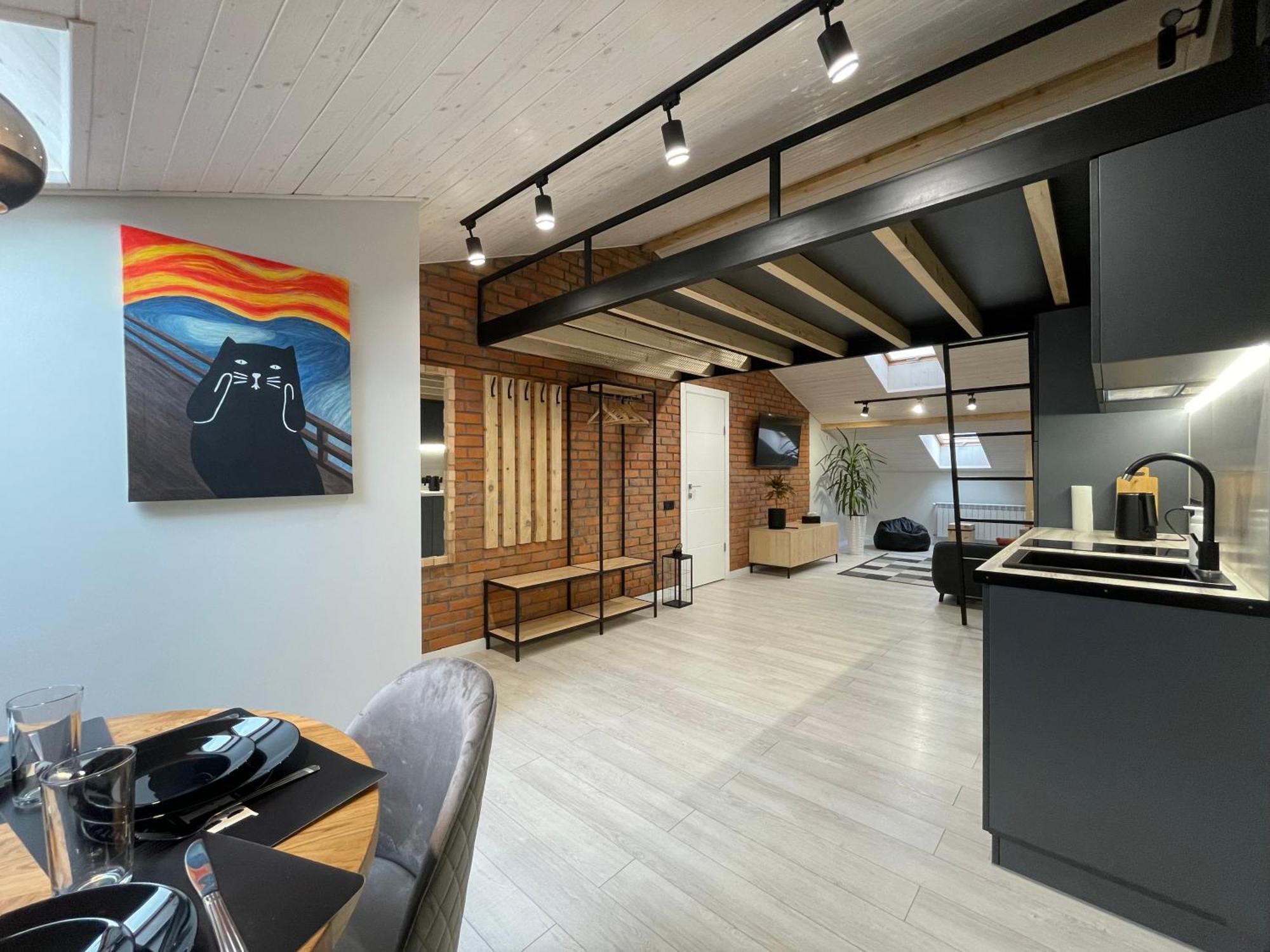 «Гори́Ще На Площі Польський Ринок» Apartment Kamianets-Podilskyi Luaran gambar