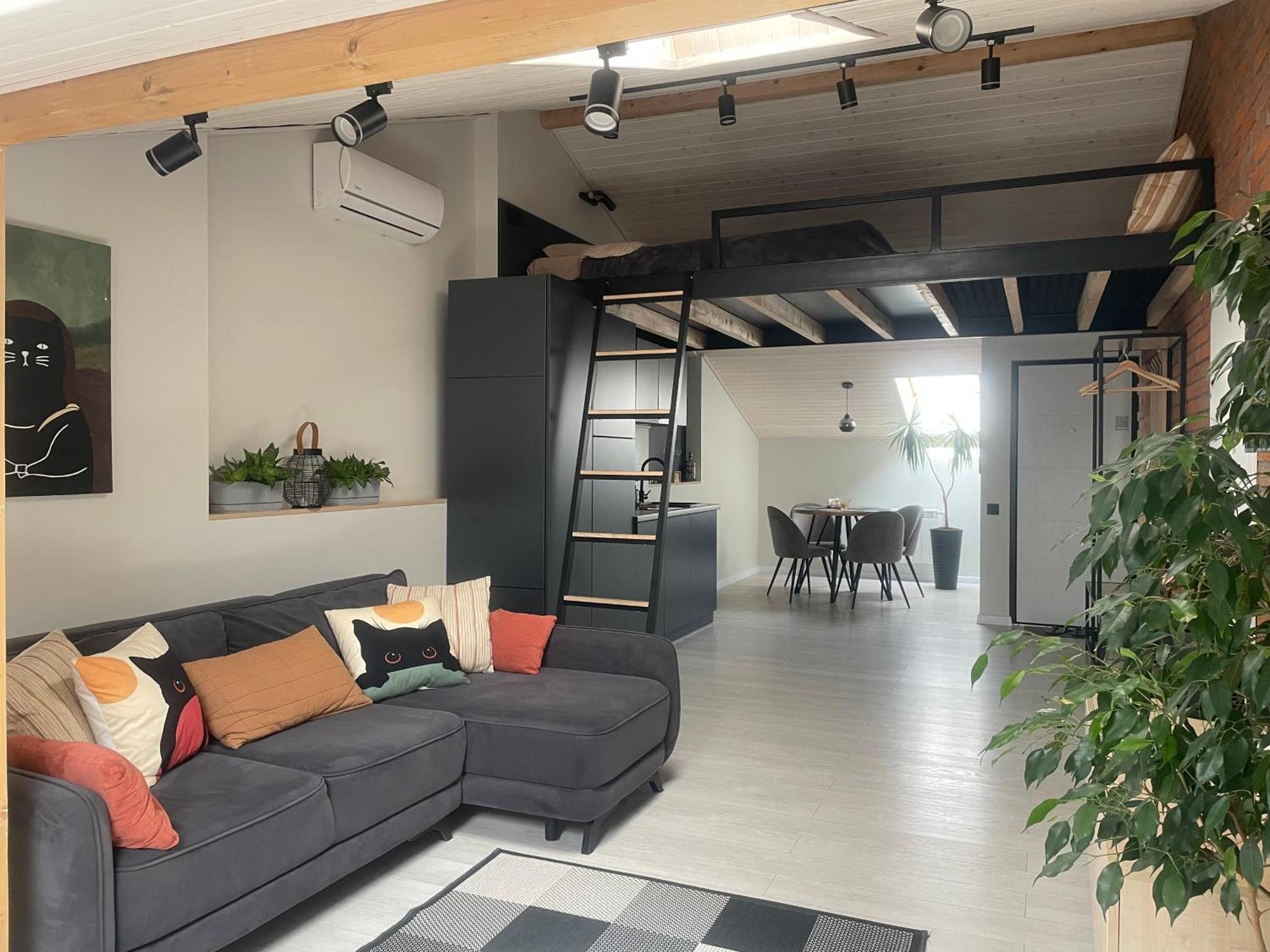 «Гори́Ще На Площі Польський Ринок» Apartment Kamianets-Podilskyi Luaran gambar